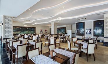 Crystal Waterworld Resort & Spa