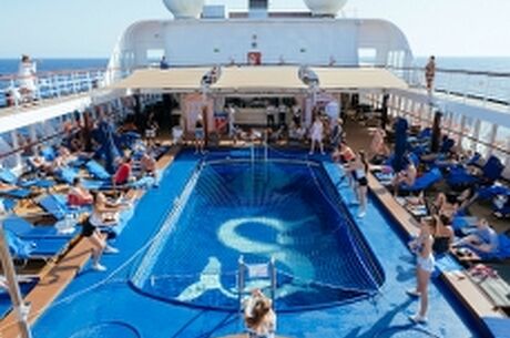 Çeşme Hareketli Selectum Blu Sapphıre İle Yunan Adaları 4 Gece - 5 Gün ( Santorini ) 