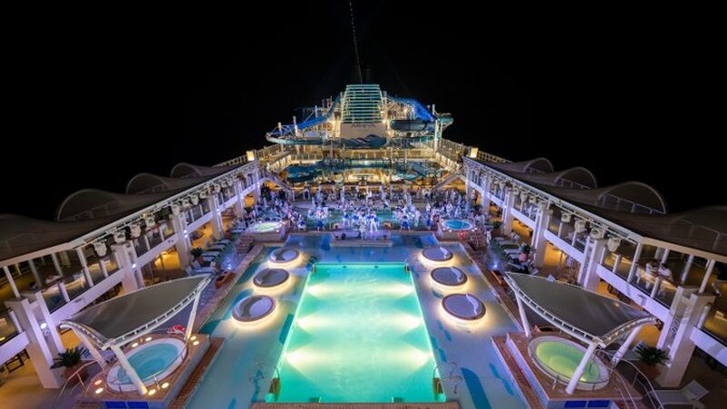 Aroya Cruises İle İstanbul Hareketli Yunan Adaları Turu