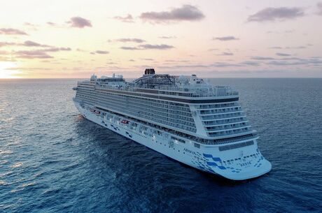 Aroya Cruises İle İstanbul Hareketli Yunan Adaları Turu