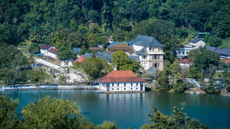 Elegant Sri Lanka Turu Air Arabia ile