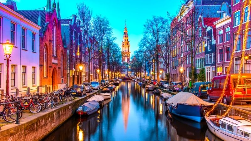 Amsterdam'da en popüler gezi noktaları nelerdir?