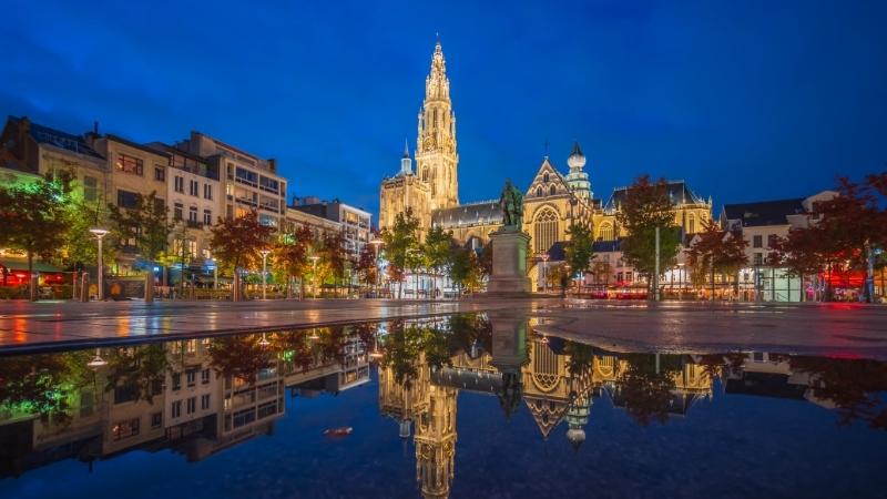 Antalya Çıkışlı Benelüks &Paris Turu