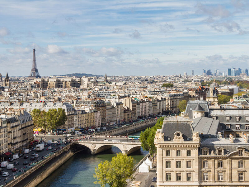 İzmir'den Direkt Hareket Görkemli Paris ve İncileri 3 Gece - SunExpress ile 30 Aralık (Yılbaşı Özel) AT135