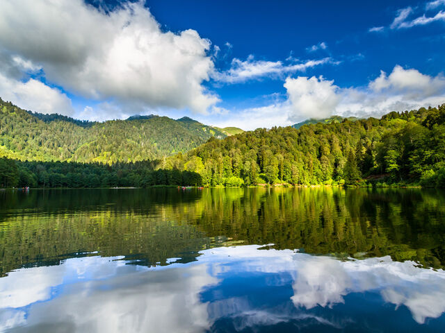 Uçaklı Güney Kafkasya Gürcistan Batum Turu 3 Gece Konaklamalı Pegasus Havayolları İle İstanbul Hareketli