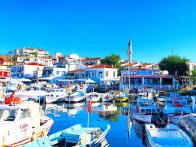 İkonik Gökçeada Bozcaada Turu 1 Gece Otel Konaklamalı