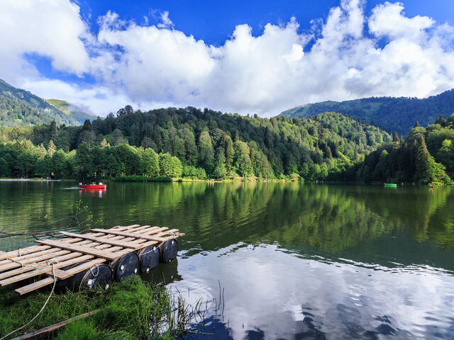 Ankara Çıkışlı Uçaklı Karadeniz Batum Tiflis Van Havzası Turu (6 Gece Konaklama)