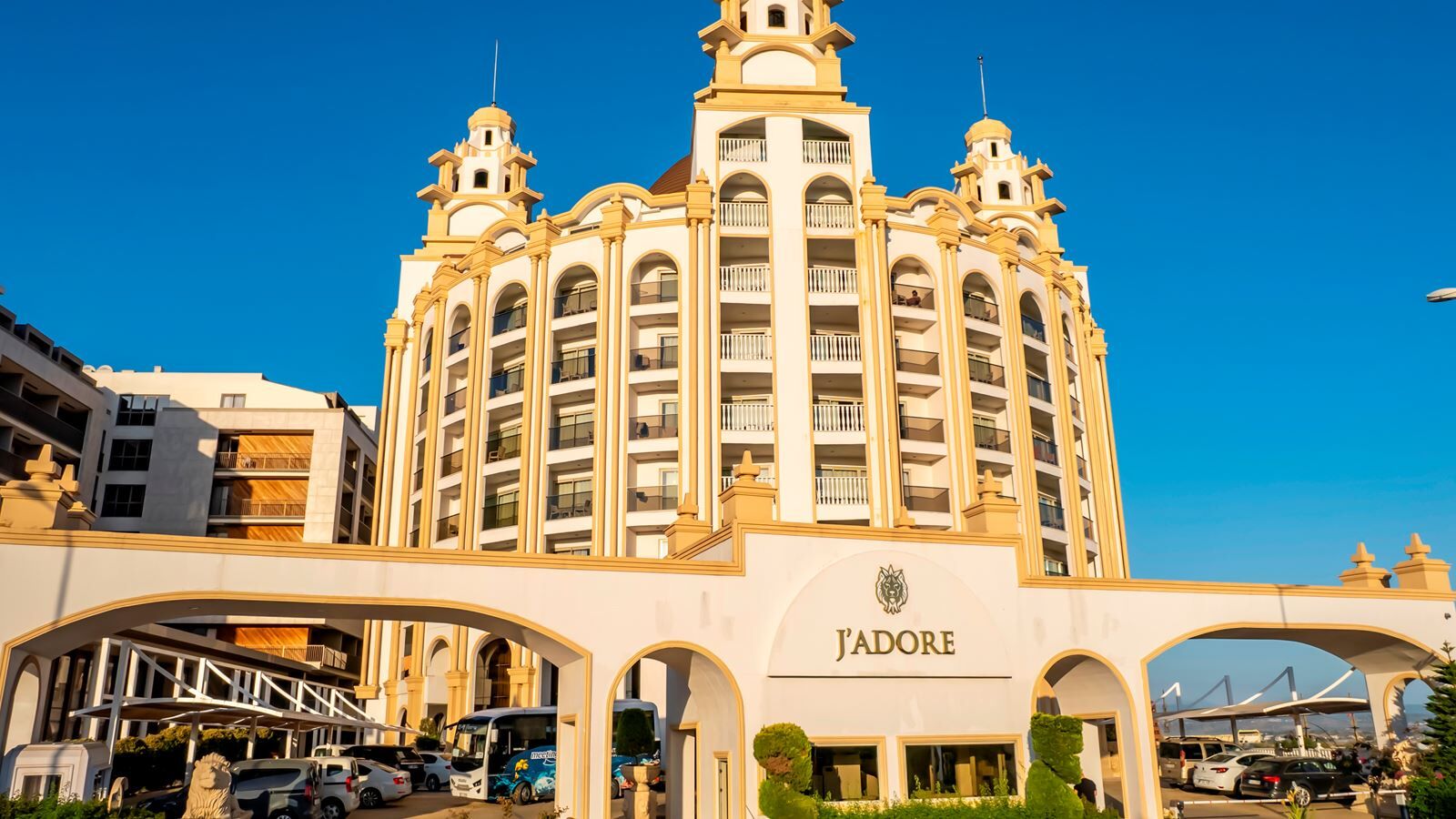 Jadore Deluxe Hotel & Spa