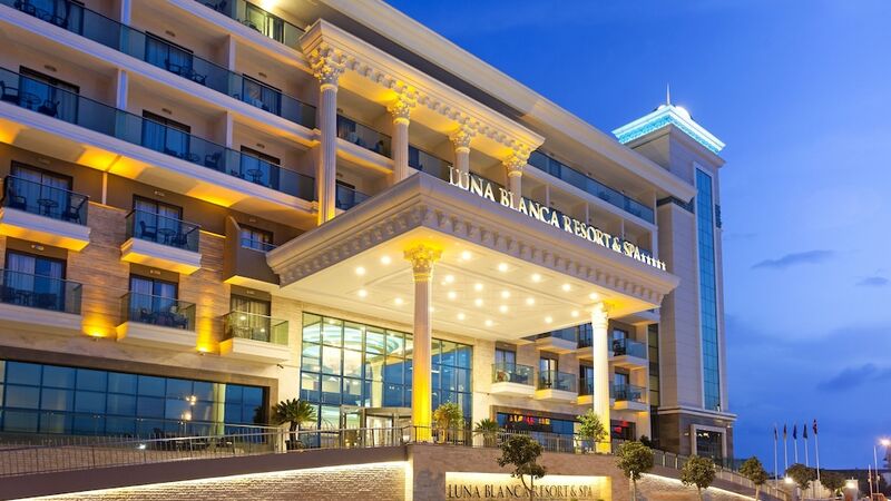 Luna Blanca Resort & Spa