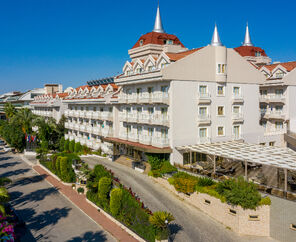Aydınbey Famous Resort