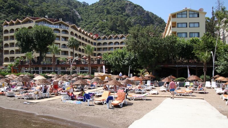 Golmar Beach Hotel
