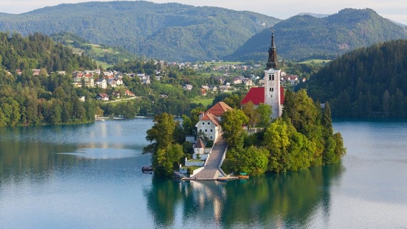 Kıbrıs’tan Hallstatt & Salzburg & Viyana & Bled Turu Thy İle