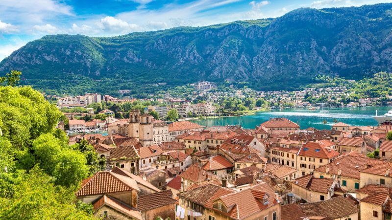 Kosovalı Büyük Balkanlar Turu AJet ile (Extra Turlar ve Akşam Yemekleri Dahil) PRN-PRN