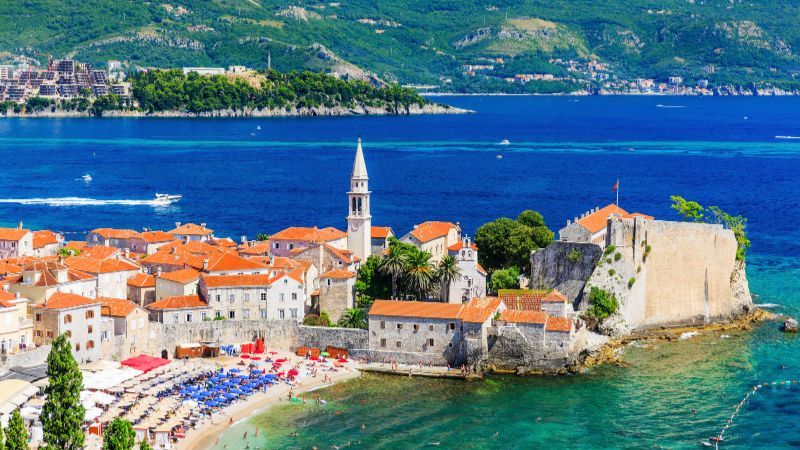 Kosovalı Büyük Balkanlar Turu AJet ile (Extra Turlar ve Akşam Yemekleri Dahil) PRN-PRN