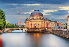 Antalya'dan Hamburg - Berlin Turu SunExpress ile