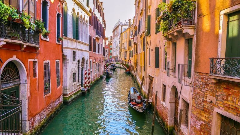 TT Plus Antalya Çıkışlı Büyük İtalya & Amalfi Kıyıları Turu Rotası (Napoli - Milano)