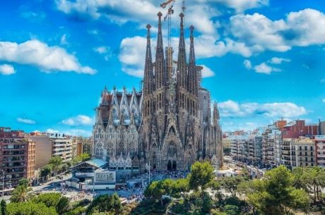 Gaudí'nin İzinde Sagrada Familia & Barcelona Turu THY İle Yılbaşı Özel
