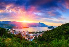 İstanbul'dan Budva Turu THY ile ( Deniz Kenarı Otel )