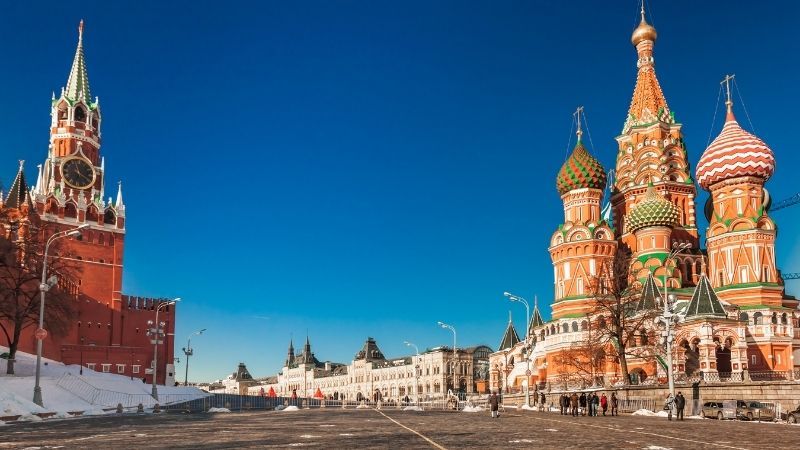 Moskova ve St. Petersburg İkonları Thy İle