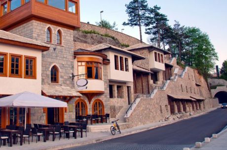Ankara’dan Kosovalı Elegant Balkanlar Ajet ile