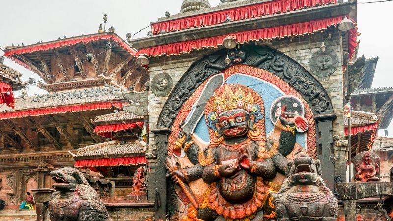 NEPAL ‘’HİMALAYALARIN GÖLGESİNDE’’ (8 GÜN) THY 2027