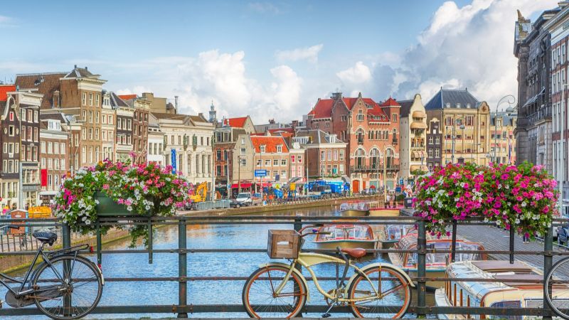 Konya'dan Benelüks - Paris - Almanya Turu SunExpress ile 6 Gece