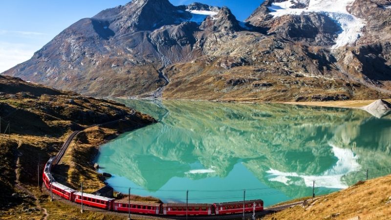 Costa Favolosa ile Bernina Express, Kuzey İtalya Göller Bölgesi & Batı Akdeniz Turu (Tüm Turlar Dahil)