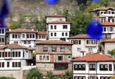 İkonik Safranbolu Amasra Abant Turu  1 Gece Otel  Konaklamalı İstanbul Çıkışlı