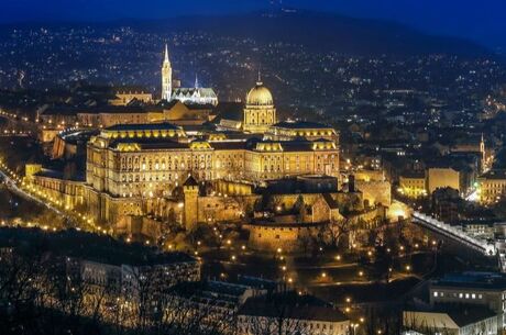 İzmir Kalkışlı Budapeşte Viyana Hallstatt Prag Turu (BUDAPEŞTE-PRAG) 
