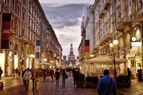 İtalya Turu Kurban Bayramı Özel Ekstra Turlar ve Çevre Gezileri Dahil THY ile