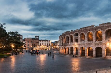 İzmir'den Direkt Sefer ile İtalya Turu Rotası SunExpress ile