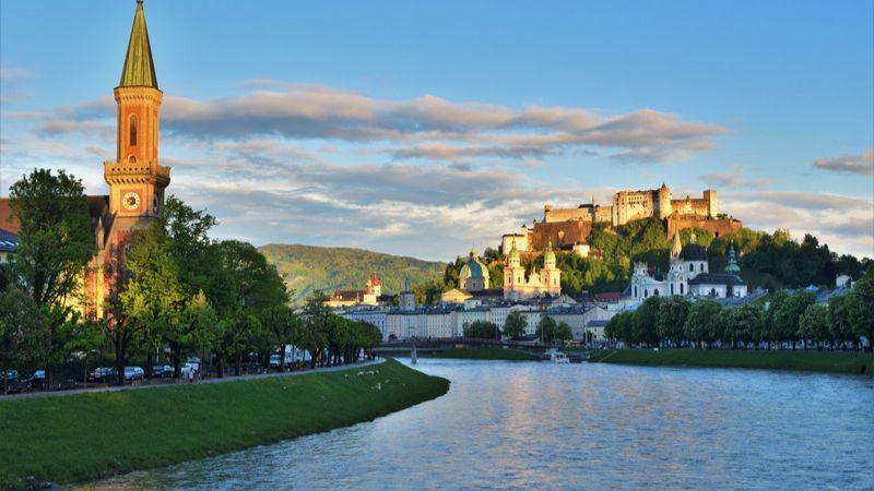 Adana'dan Mega Orta Avrupa Turu SunExpress ile