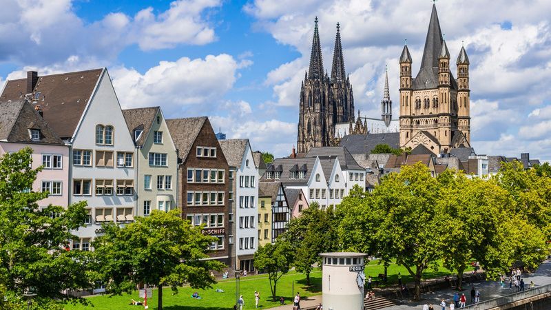 Adana'dan Benelüx & Paris & Köln Turu SunExpress ile