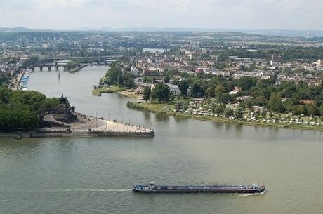 Ankara’dan Direkt Sefer İle Ren Nehri’nde Noel Pazarları SunExpress ile