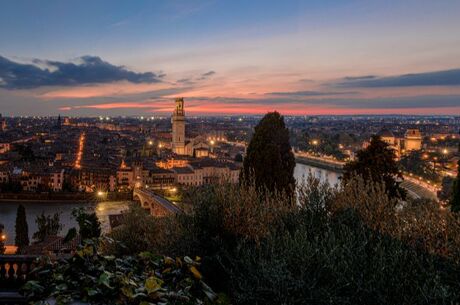 Otobüslü Büyük İtalya Turu (Ekstra Turlar ve Çevre Gezileri Dahil) Eskişehir & Ankara & Bolu & Düzce & Sakarya & İzmit Çıkışlı