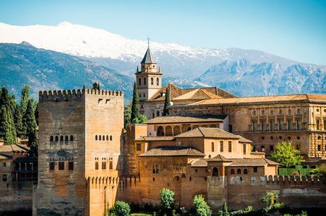 Endülüs'ün İncileri Granada & Cordoba & Sevilla Turu Pegasus ile