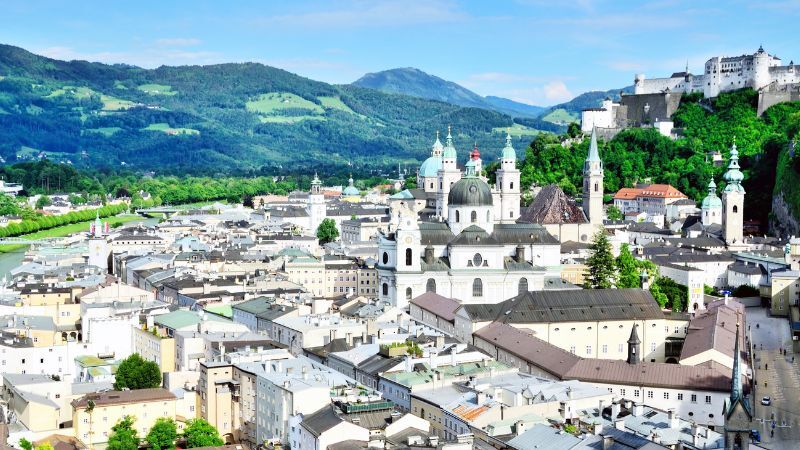 İzmir Kalkışlı Elegant Noel Pazarları Turu SunExpress ile