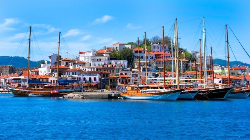 İzmir Çıkışlı Otobüslü Marmaris Datça Bodrum Turu ( 3 Gece Konaklama)