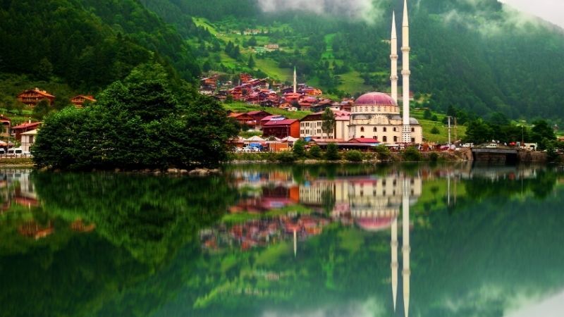 İzmir Çıkışlı Otobüslü Karadeniz Yaylalar ve Batum Turu (4 Gece Konaklama) (Batum ve Yayla Konaklama)