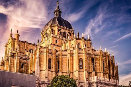 Madrid'den Barcelona'ya İspanya Yılbaşı Turu THY ile