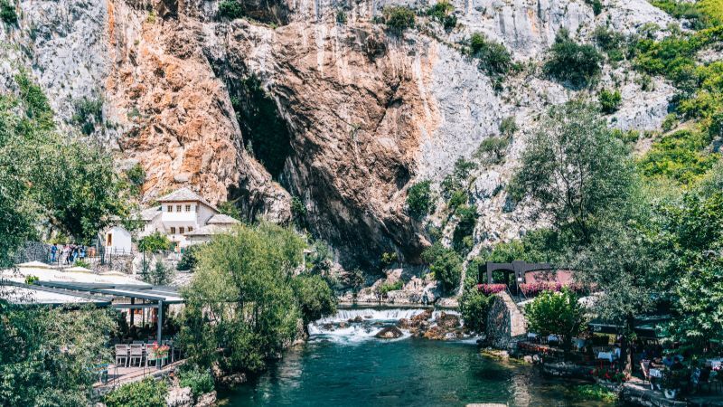 Kosovalı Baştanbaşa Balkanlar Turu Kurban Bayramı Özel Ekstra Turlar Akşam Yemekleri Dahil THY İle 