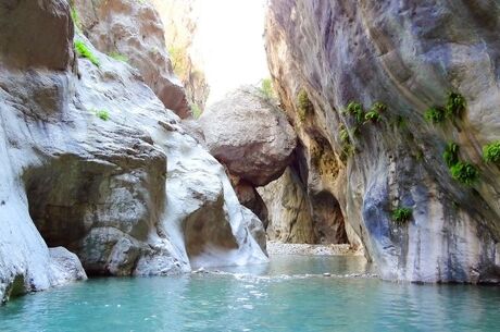 Adana Çıkışlı Uçaklı Göller, Şelaleler ve Yaylalar Turu  3 Gece Konaklamalı