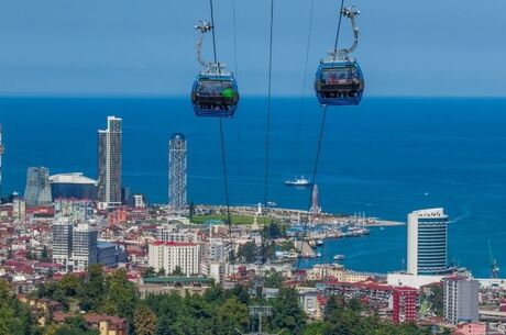 Uçaklı İzmir Çıkışlı Kars Tiflis Batum Turu 3 Gece Konaklamalı