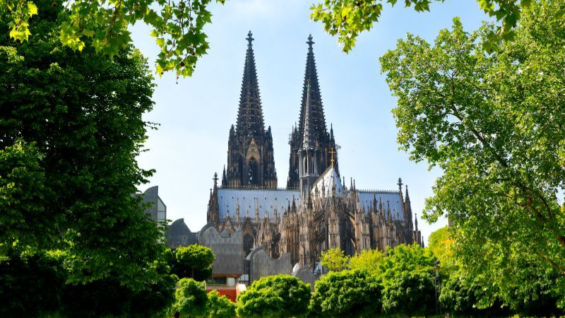 İzmir'den Köln & Lüksemburg & Paris & Disneyland Turu Rotası SunExpress ile