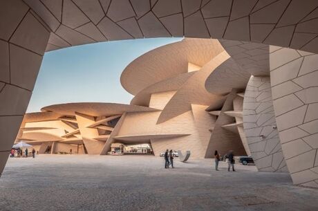 Katar & Doha Çölün Gizemli Şehri Pegasus ile