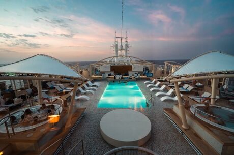 5 Yıldızlı Aroya Cruises İle İstanbul Hareketli Yunan Adaları Turu