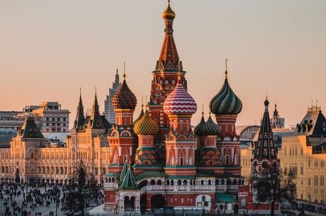 Kral & Kraliçe St. Petersburg & Moskova Turu THY ile