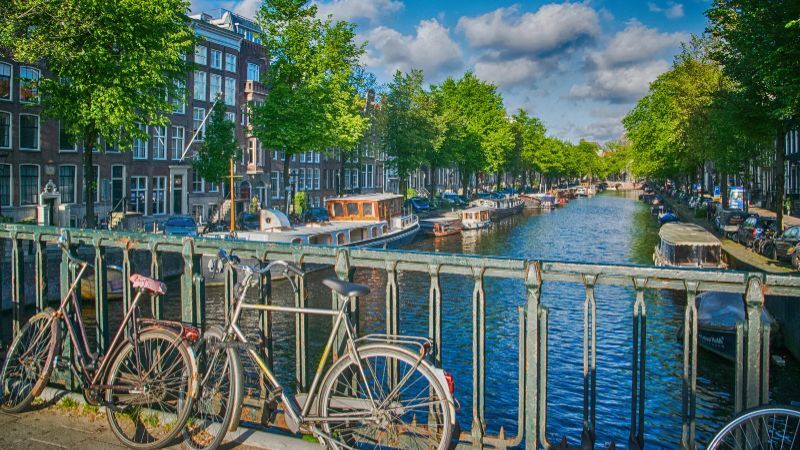 Grand Benelux & Paris & Alsace ve İsviçre Turu Pegasus ile