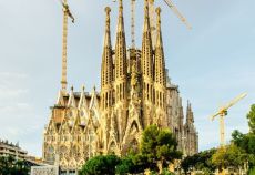 Görkemli Barselona ve Mimari Harikalar Turu (23 Nisan Özel)