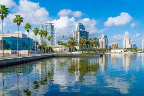 Kral & Kraliçe: St. Petersburg & Moskova Pegasus İle